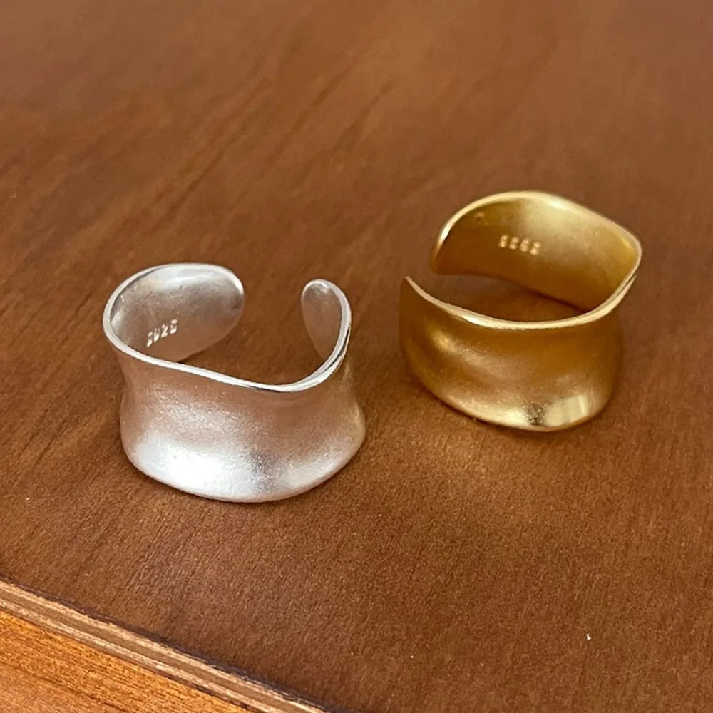 Zenda – Anillos Boho Irregulares de Oro y Plata