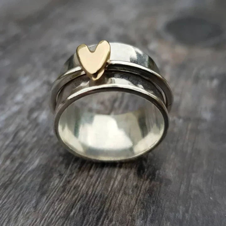 Clásico – Anillo de Plata con Corazón