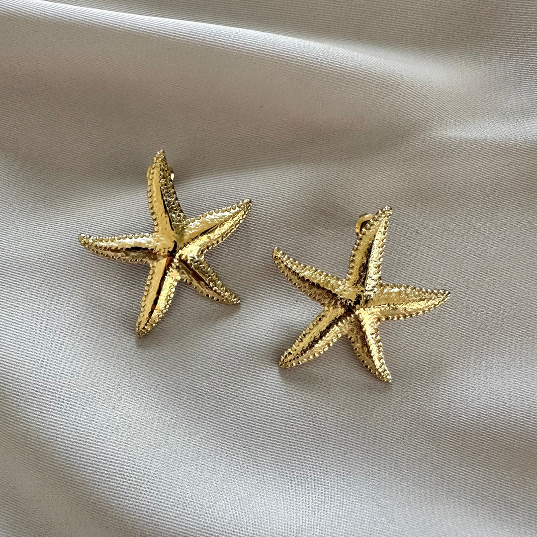 Maja – Pendientes largos dorados