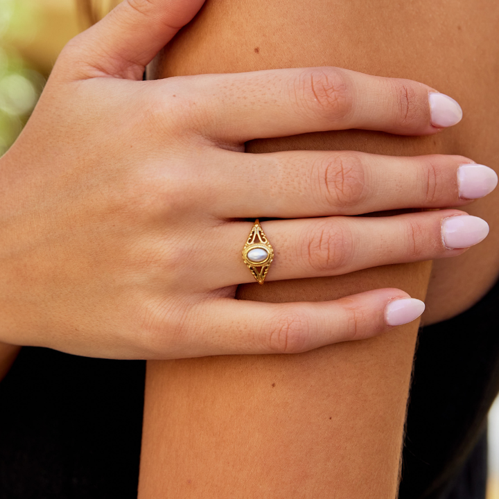 Royal – Anillo vintage con perlas naturales