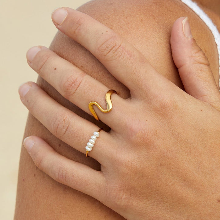 Grace – Anillo de perla de agua dulce elegante