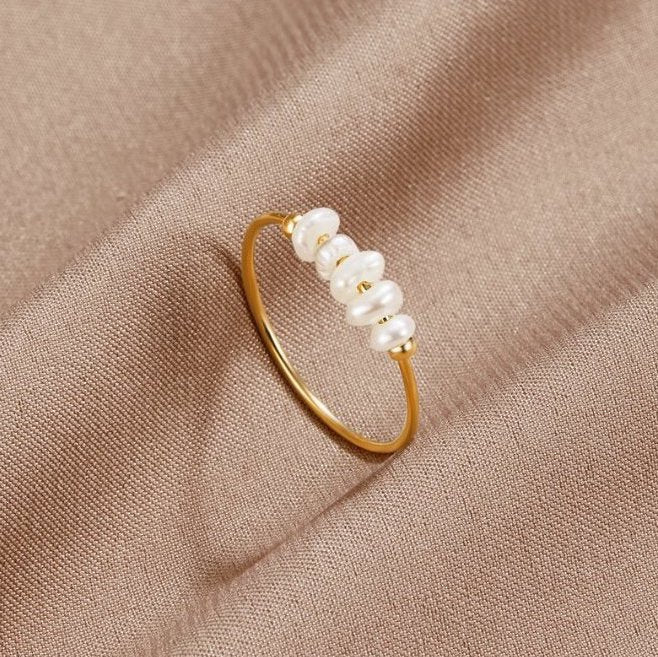 Grace – Anillo de perla de agua dulce elegante