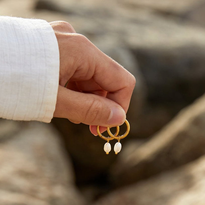 Bella – Pendientes elegantes con perlas de agua dulce