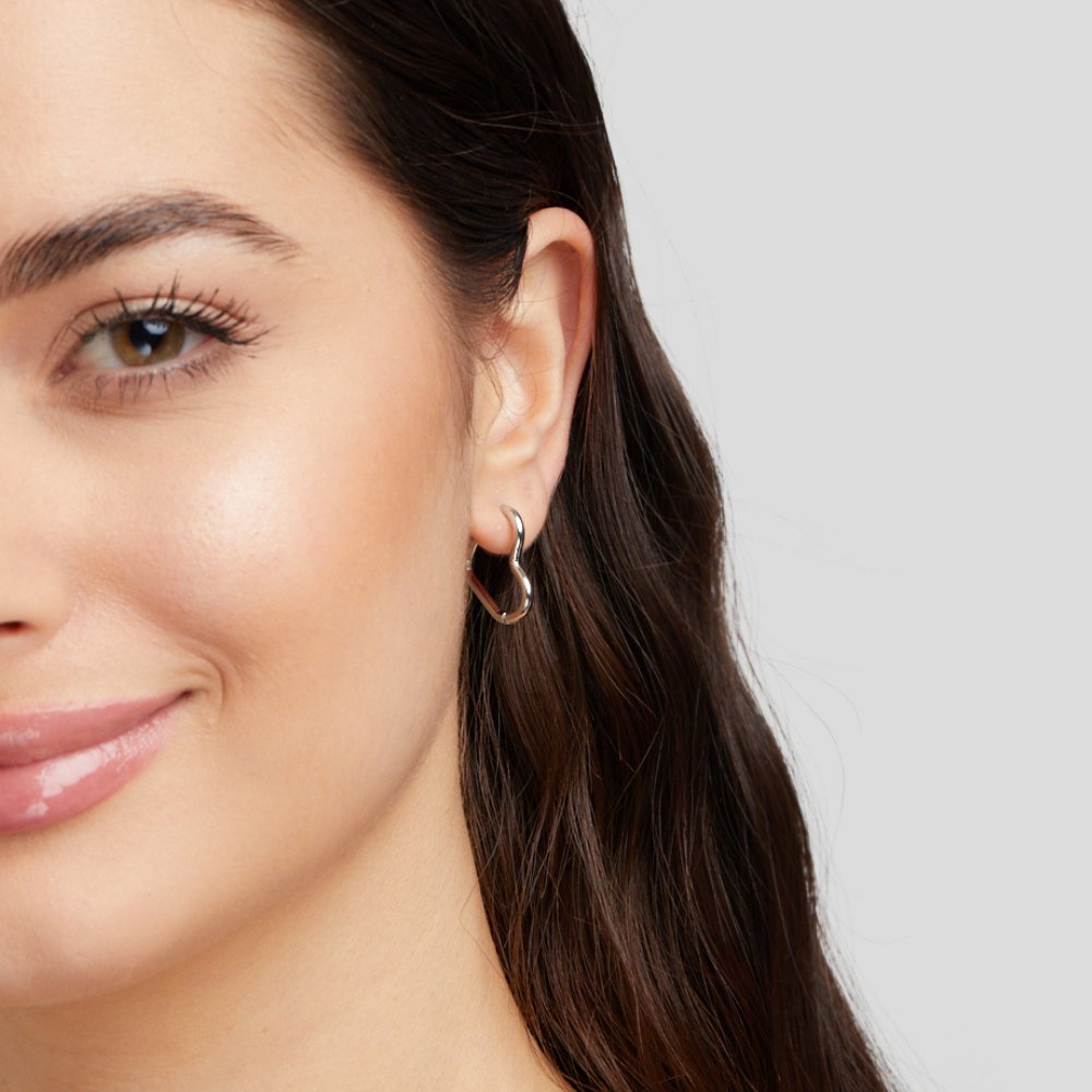 Pendientes corazón en plata – Delicados y atemporales