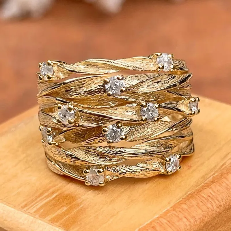 Anillo Retro Artesanal de Oro
