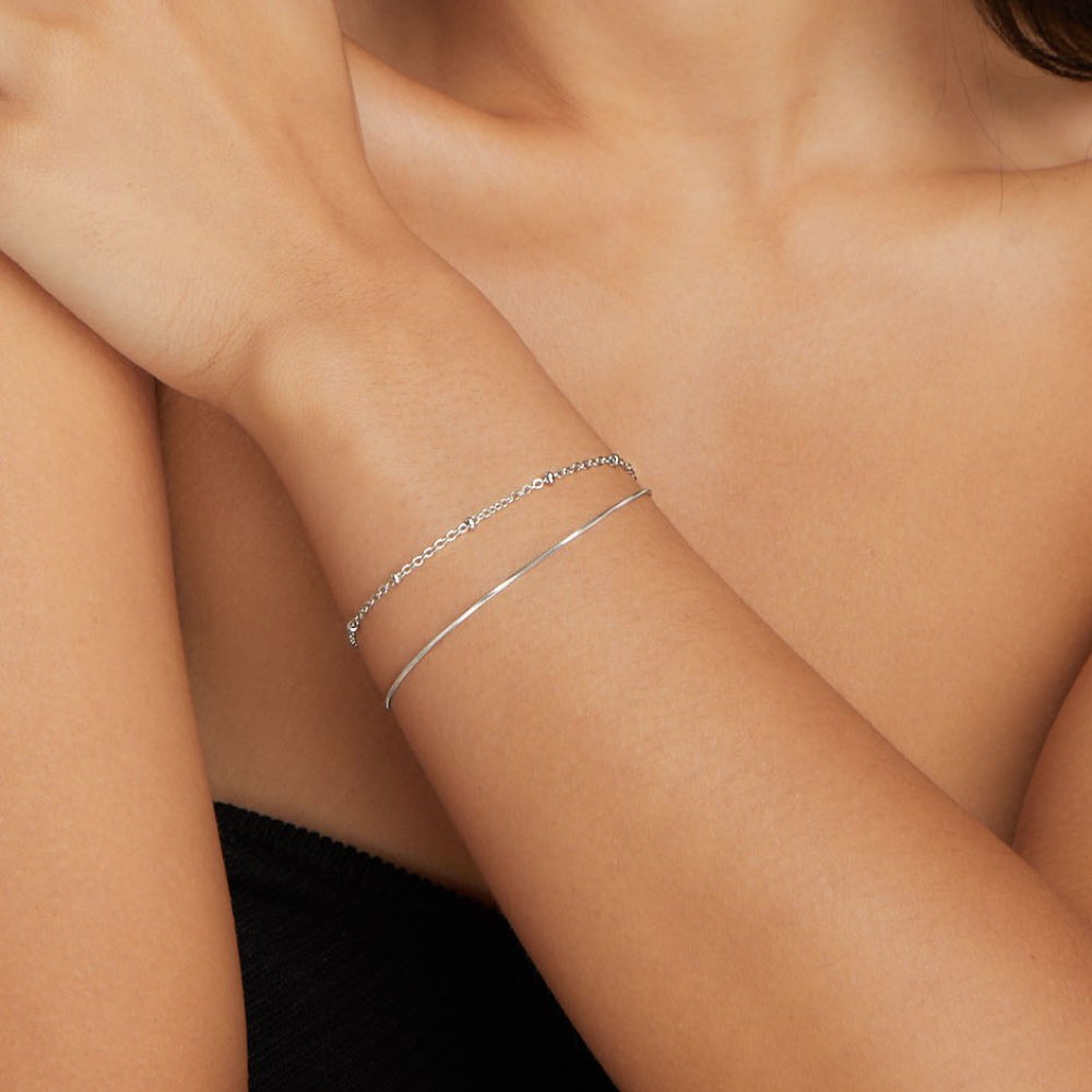 Pia – Pulsera minimalista de varias capas en plata