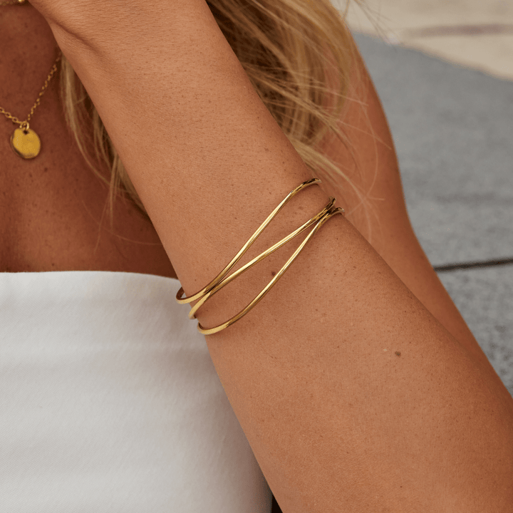 Sabrina – Brazalete dorado doble de 18K