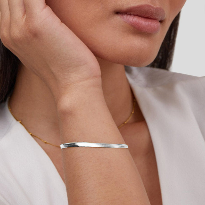 Sarya – Pulsera de cadena serpiente en plata