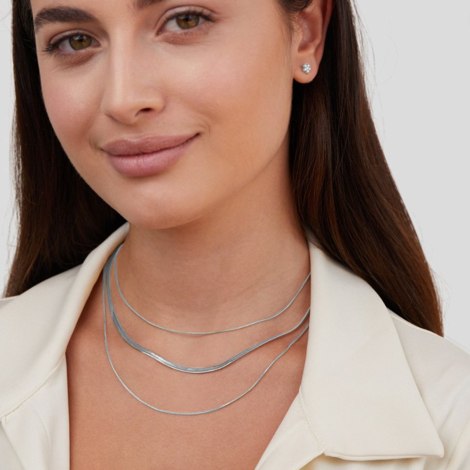 Collar en capas plateado – Estilo elegante y atemporal