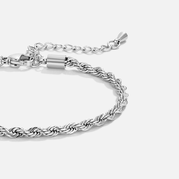 Pulsera trenzada en plata – Diseño elegante y atemporal