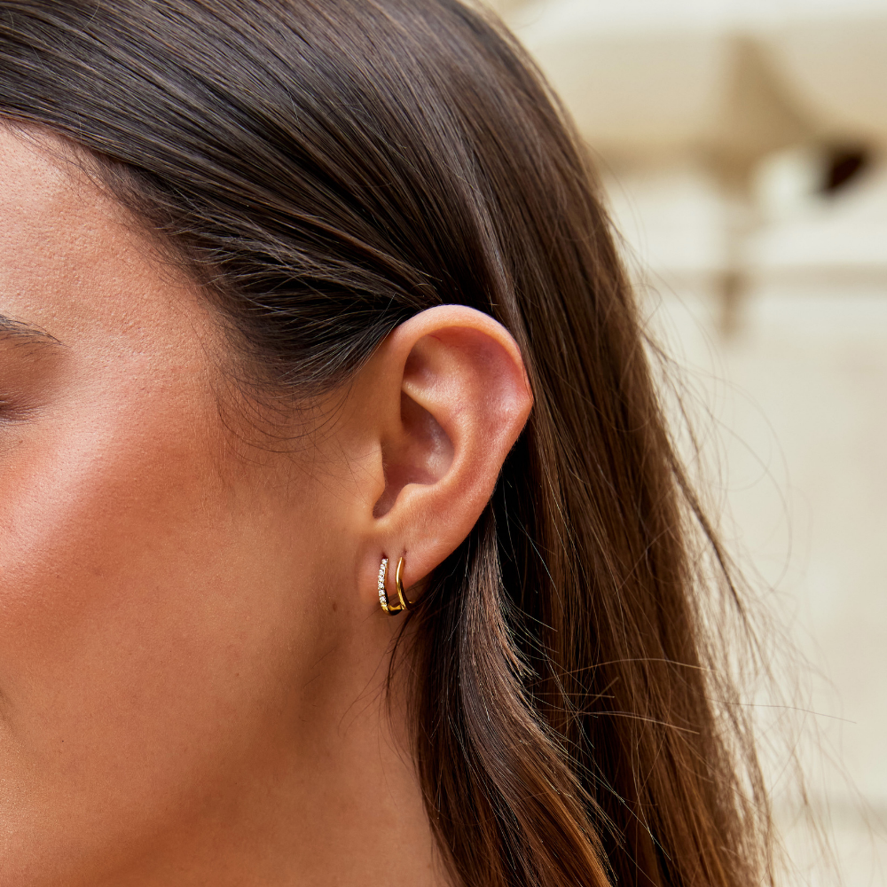 Pendientes garra – Oro y cristales brillantes