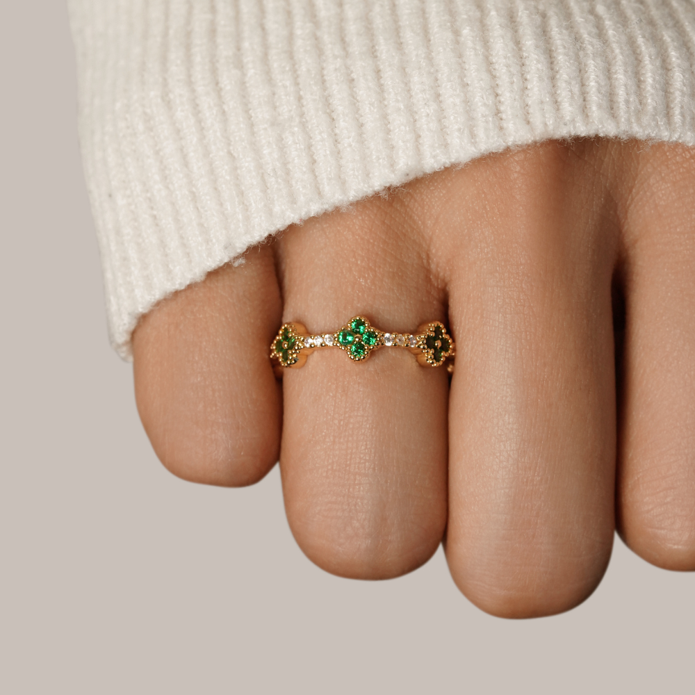 Suerte – Anillo con cristal y trébol de la suerte
