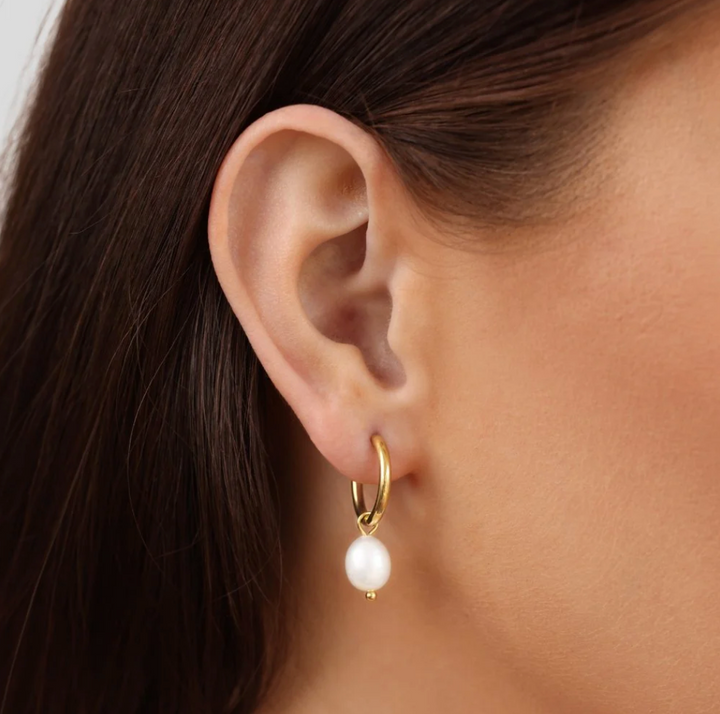 Conjunto Dorado con Perlas Naturales