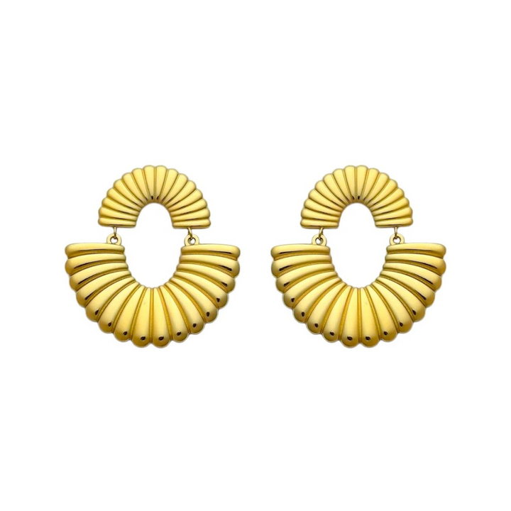 Peppeta – Pendientes largos dorados