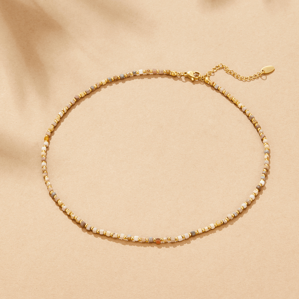 Alashan – Collar con cuentas de piedra natural