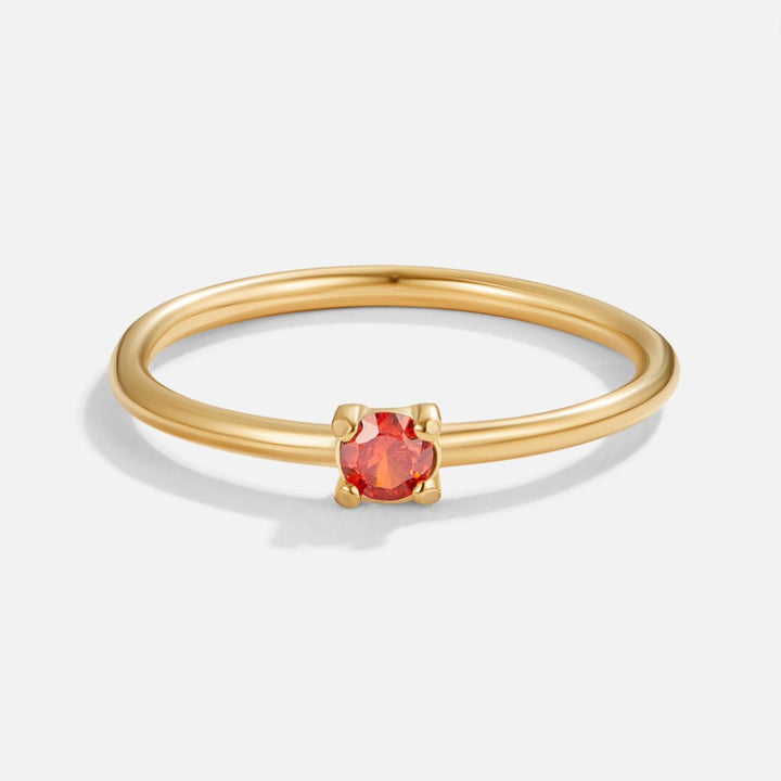Anillos de oro con piedra de nacimiento