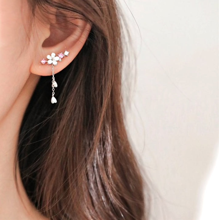 Pendientes flor de cerezo – Diseño delicado y femenino