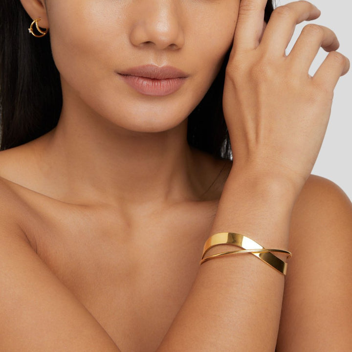 Brazalete de Oro Único