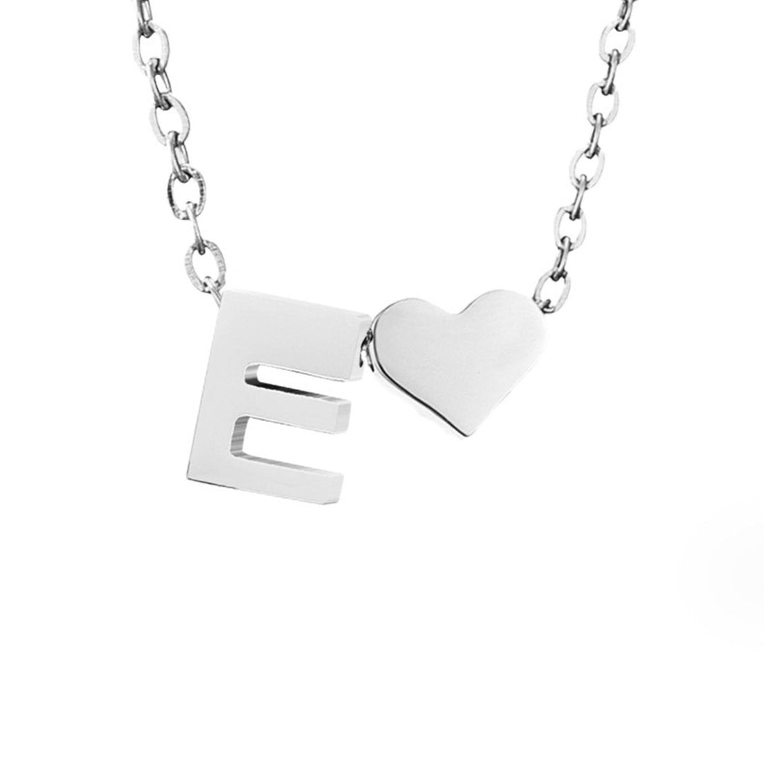 Amor eterno – Collar de plata con sobre y corazón