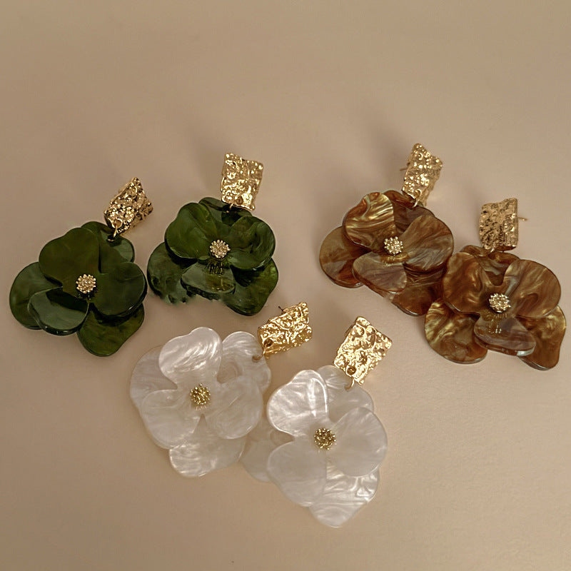 Diseño floral – Pendientes bohemios con flores