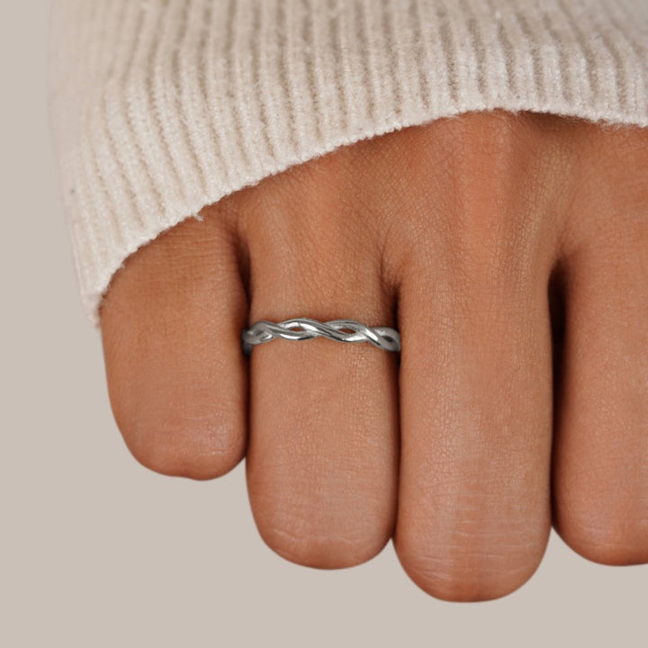 Infinity – Anillo giratorio en plata con baño de oro de 18K