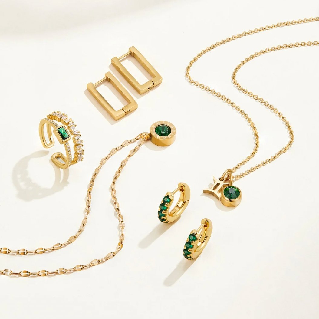 Bliss – Anillo de cristales con diseño en capas