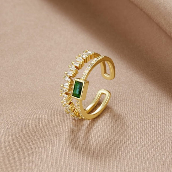 Bliss – Anillo de cristales con diseño en capas
