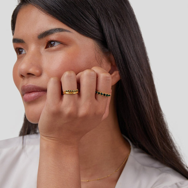 Mary – Anillo en capas con esmeralda verde