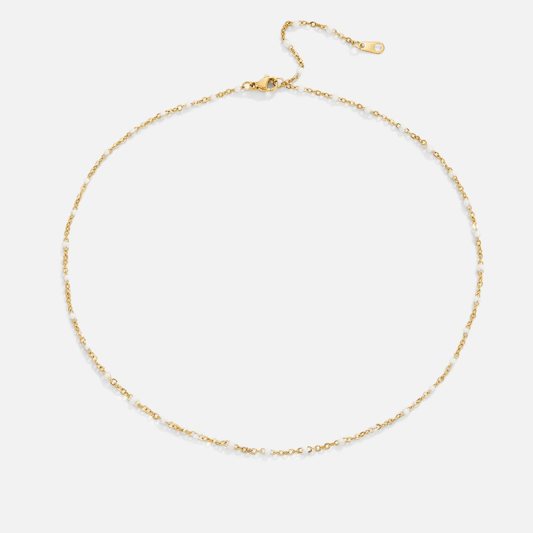 Collar de Cuentas Blancas Minimalista