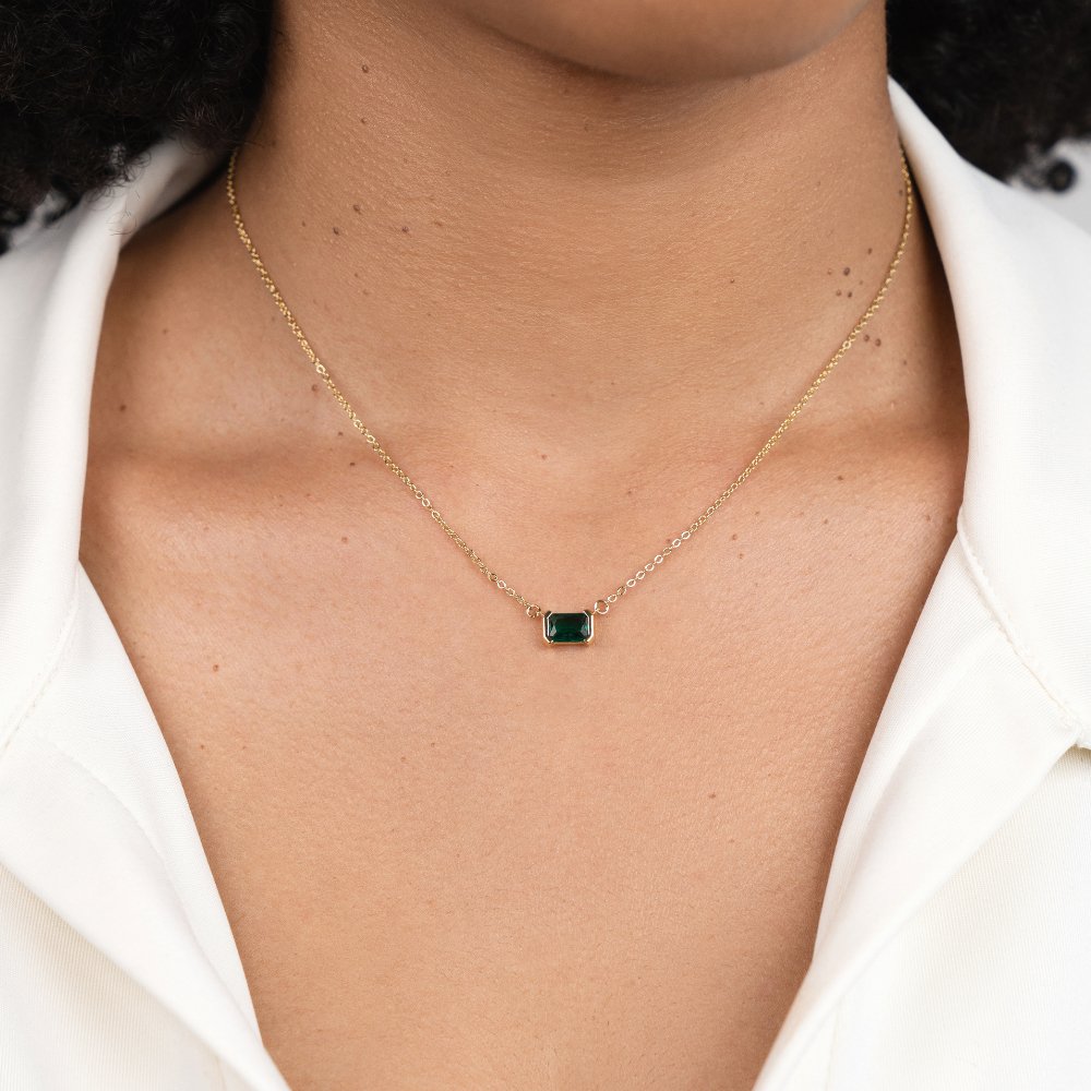 Collar con Esmeralda Verde