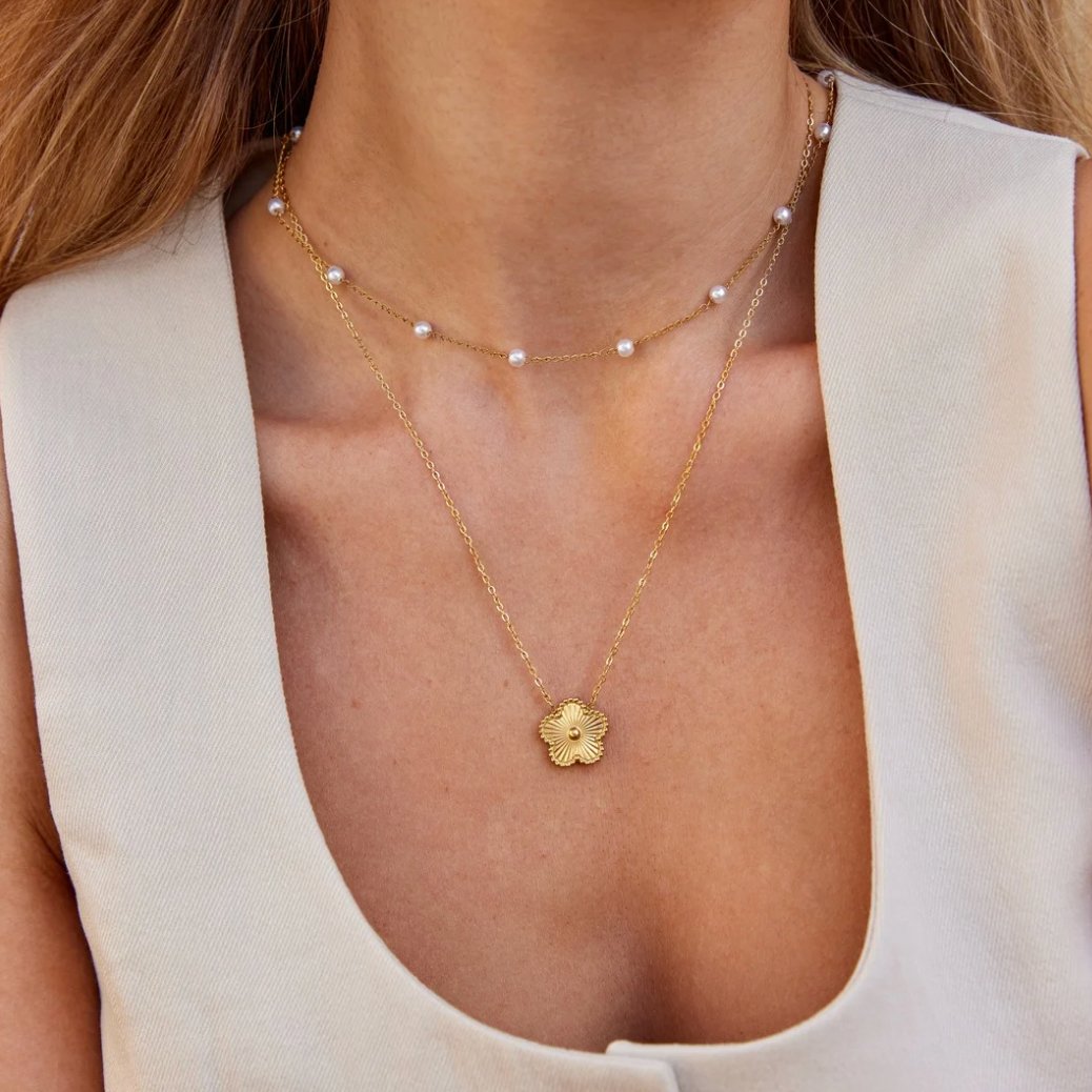 Collar de Perlas y Oro Puro