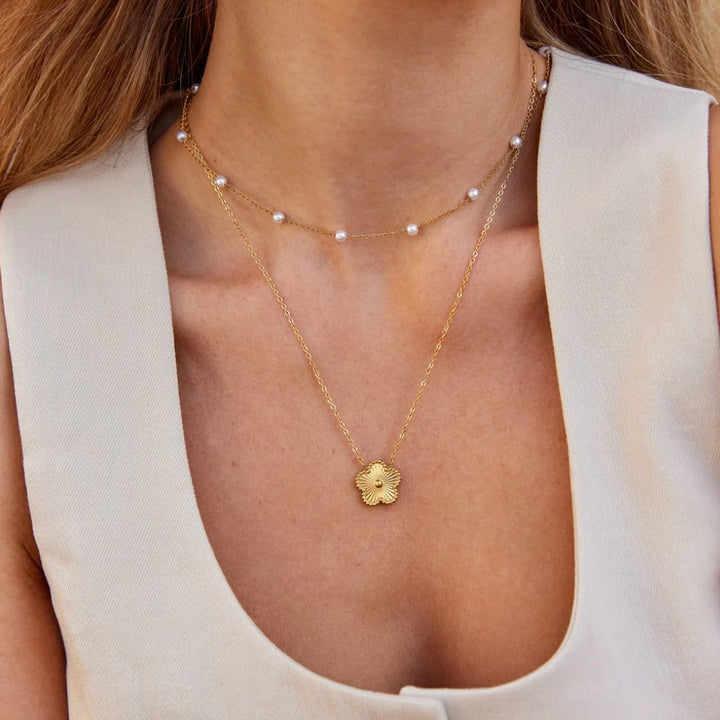 Collar de Perlas y Oro Puro