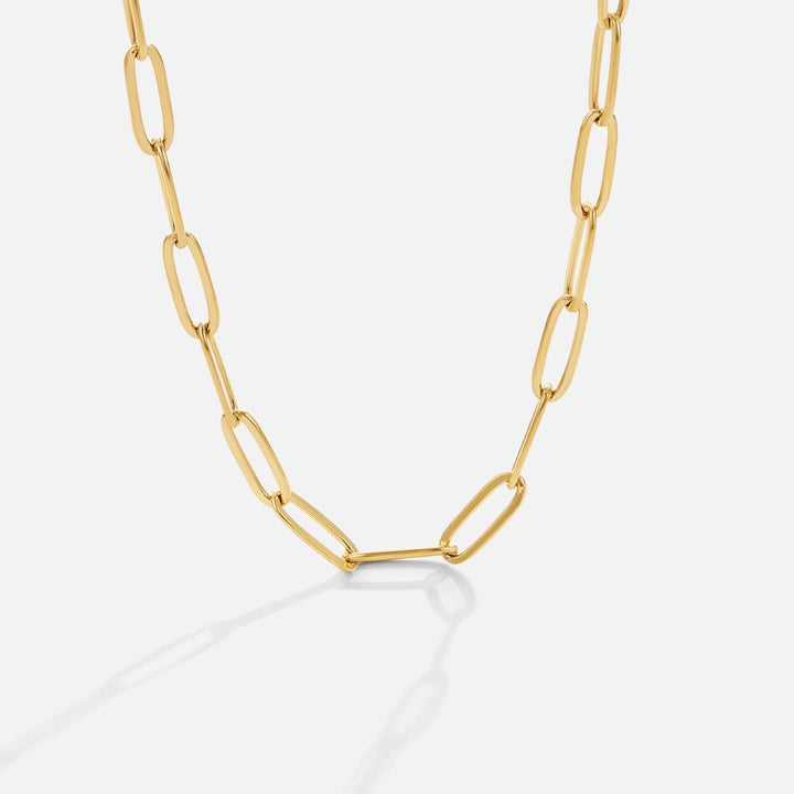 Collar de Oro con Eslabón de Clip