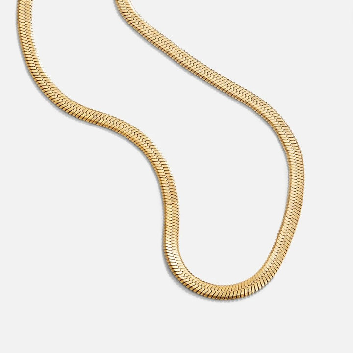 Collar de Oro con Cadena Serpiente