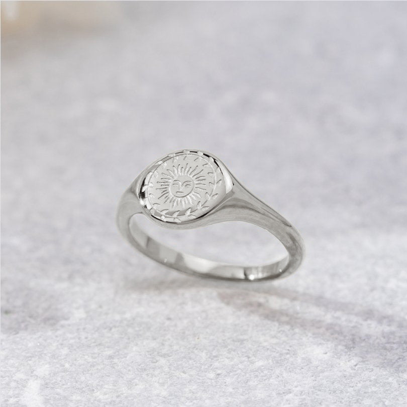 Anillo Solsticio – Magia de verano en plata