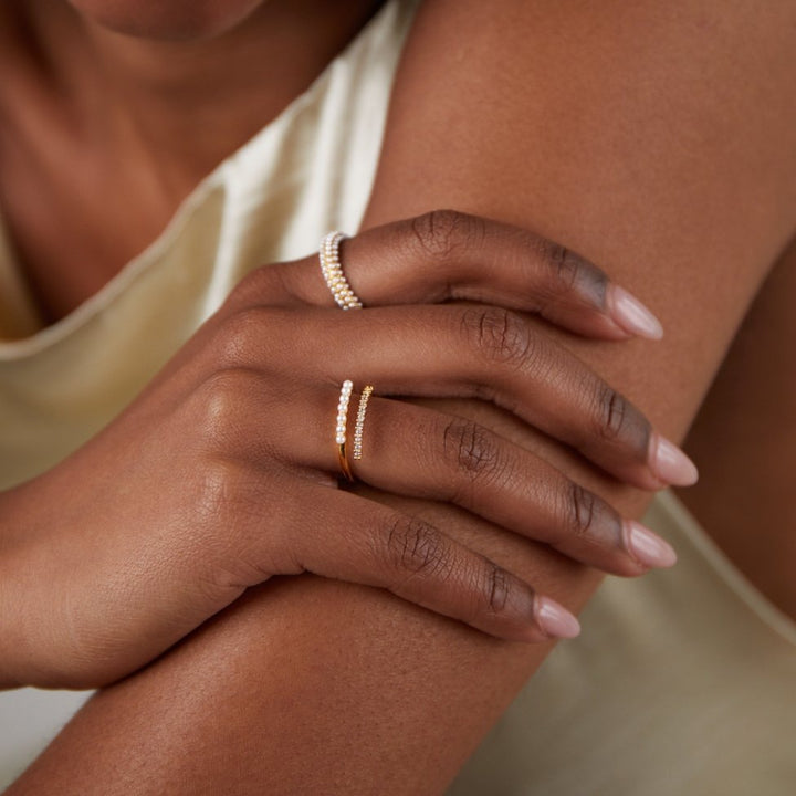 Wrap Me – Anillo con perla y cristal